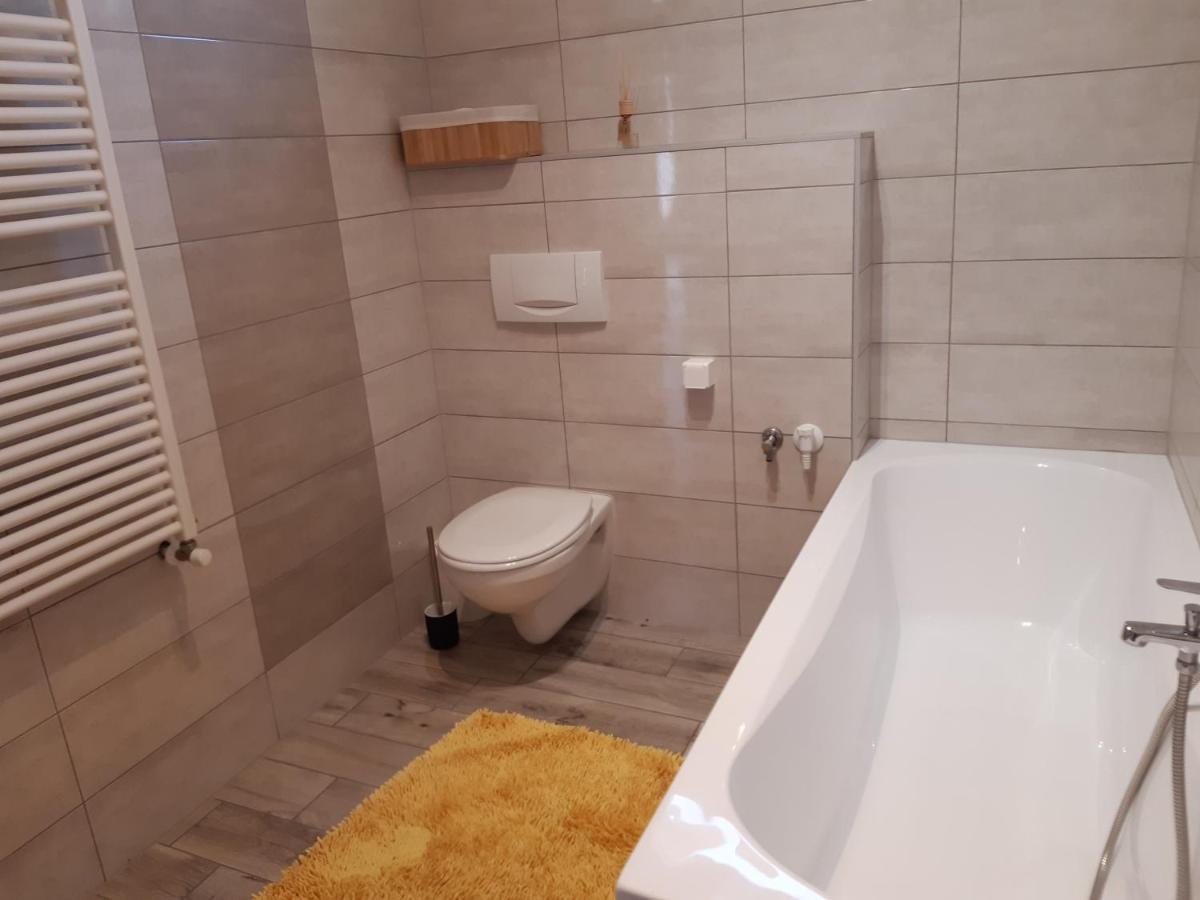 Liget Vendeghaz Villa Szokolya Buitenkant foto