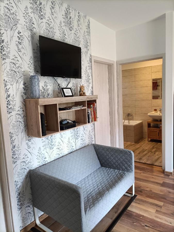Liget Vendeghaz Villa Szokolya Buitenkant foto