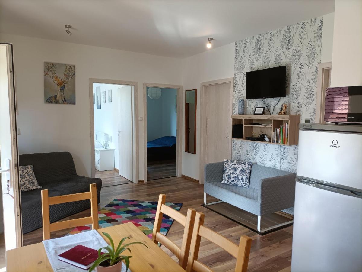Liget Vendeghaz Villa Szokolya Buitenkant foto
